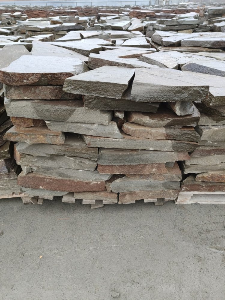 Плитняк песчаник серо-зелёный для мощения 60-65 мм купить в Рошале