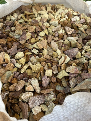 Златолит персиковый декоративная каменная крошка купить в Рошале