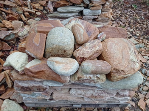 Златолит жёлтый, жёлто-зелёный глыбки и валуны для ланшафтного дизайна купить в Рошале