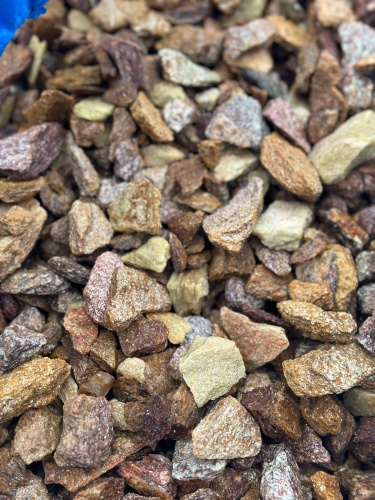 Златолит персиковый декоративная каменная крошка купить в Рошале