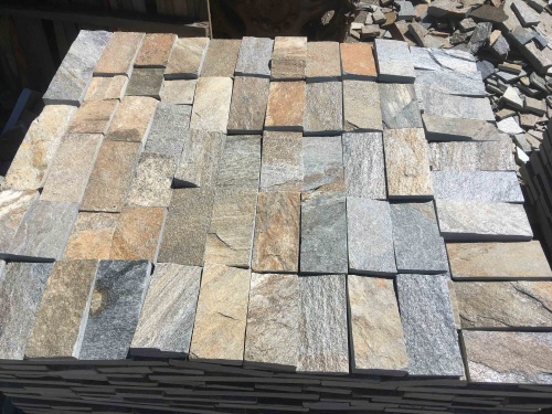 Плитка пилёная златолит Уральский для цоколя, отмостки купить в Рошале