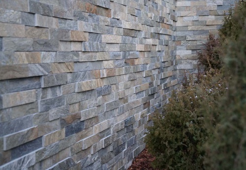 Плитка пилёная златолит Уральский для фасада купить в Рошале