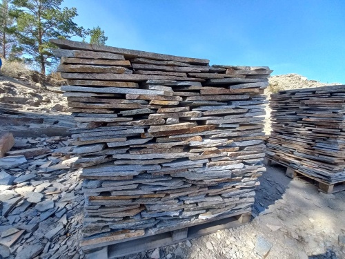 Плитняк златолит серебристый для фасада купить в Рошале