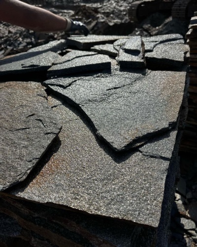 Плитняк златолит серебристый для фасада купить в Рошале