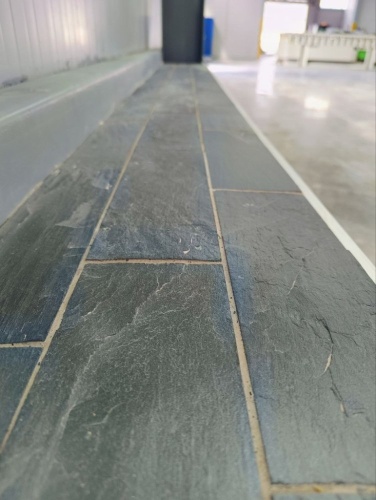 Плитка чёрная из натурального камня фасадная 30 см * 5 см, толщина 7 мм -30 мм купить в Рошале